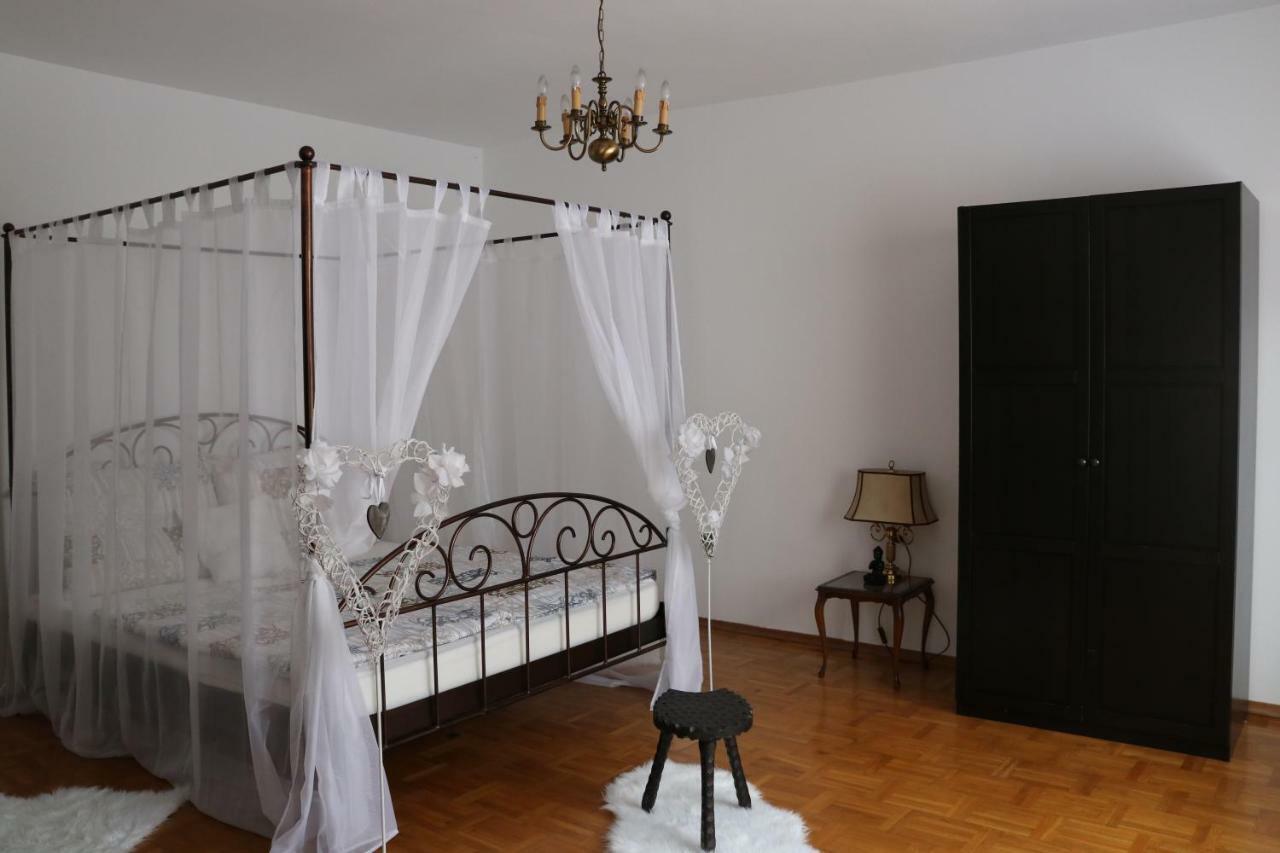 The Lakehouse Villa Neusiedl Am See Wienerstrasse 8 Zewnętrze zdjęcie