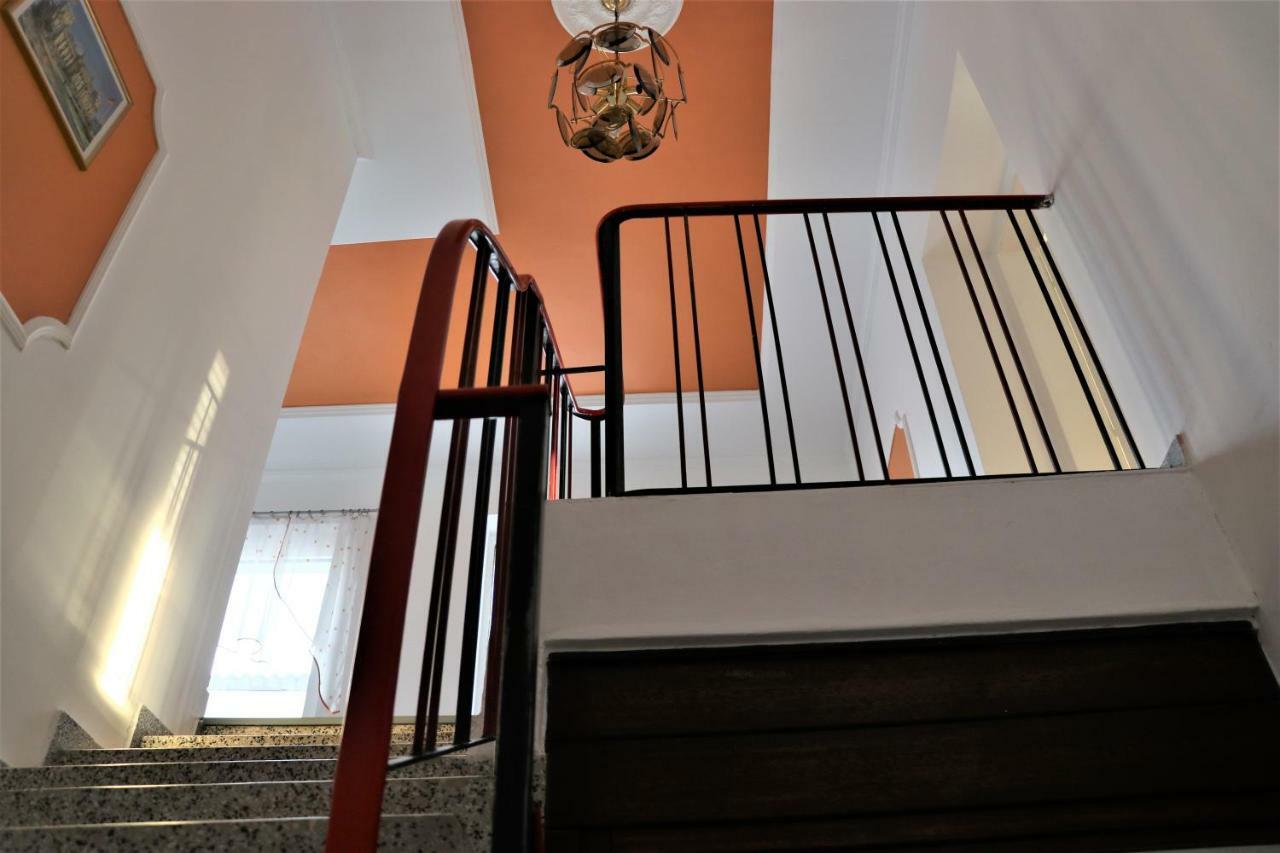 The Lakehouse Villa Neusiedl Am See Wienerstrasse 8 Zewnętrze zdjęcie