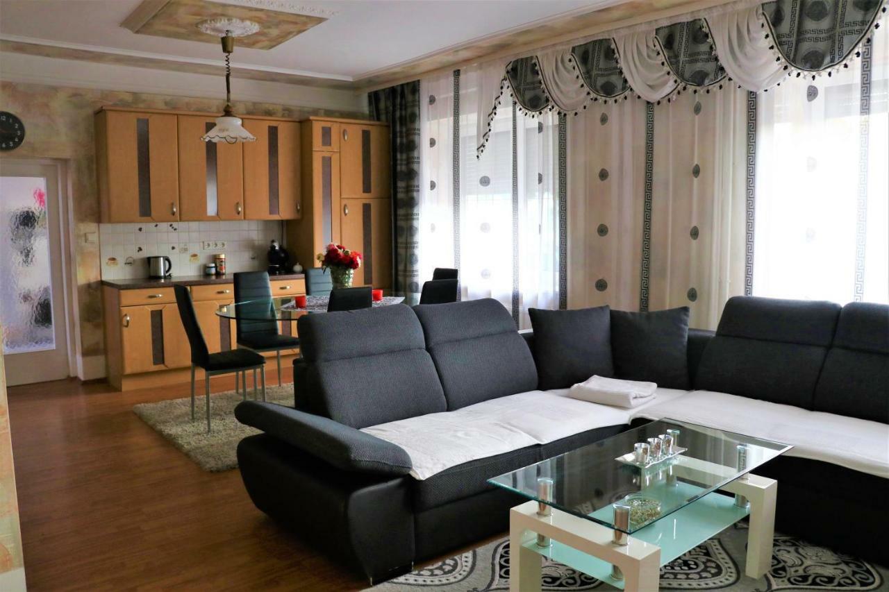 The Lakehouse Villa Neusiedl Am See Wienerstrasse 8 Zewnętrze zdjęcie